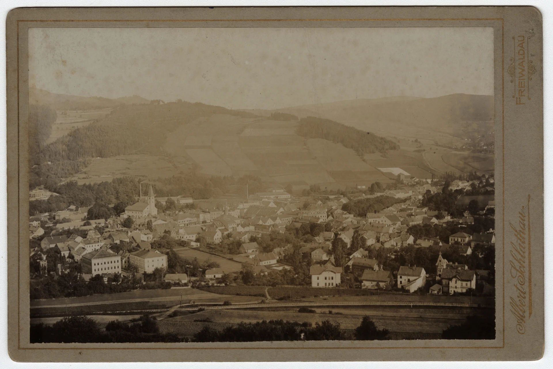 Náhledový obrázek předmětu Město Jeseník (čb. fotografie)