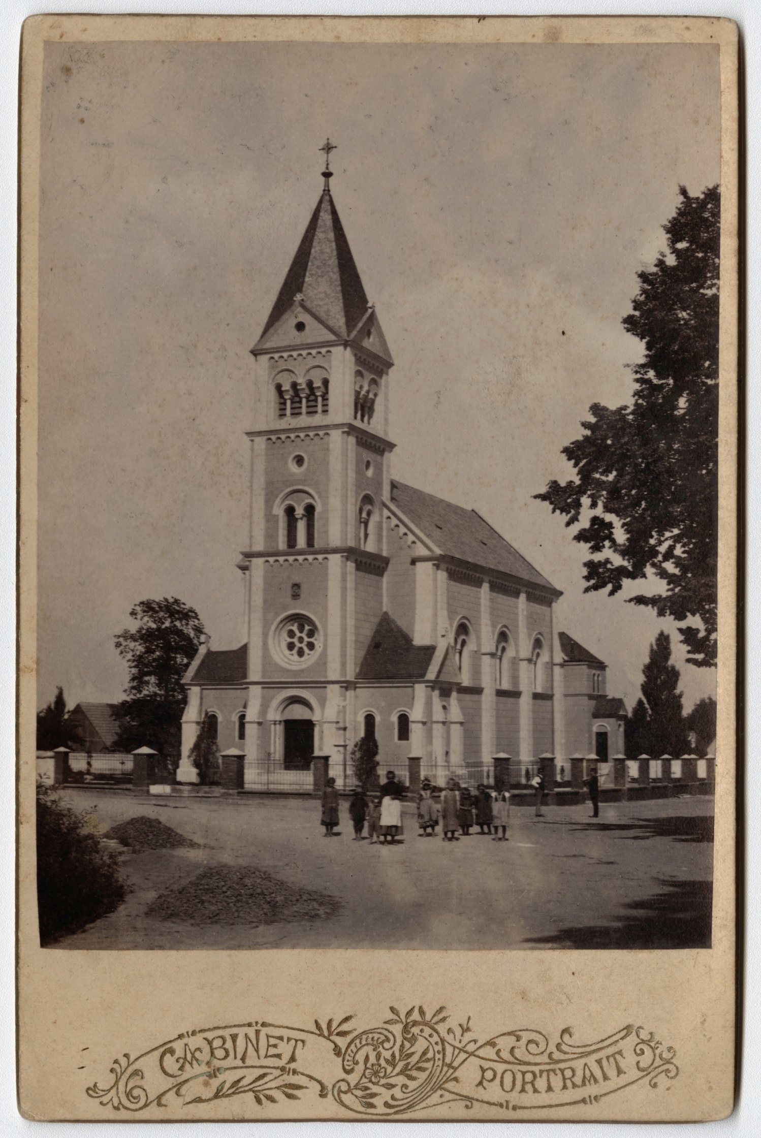Náhledový obrázek Kostel sv. Vavřince v Bílém Potoce (čb. fotografie) - 1
