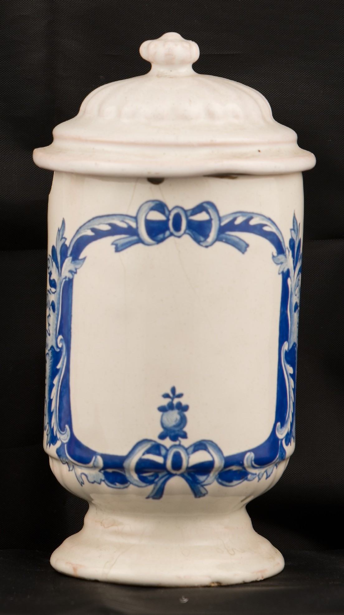 Náhledový obrázek Lékárenská nádobka rok 1721 - 3