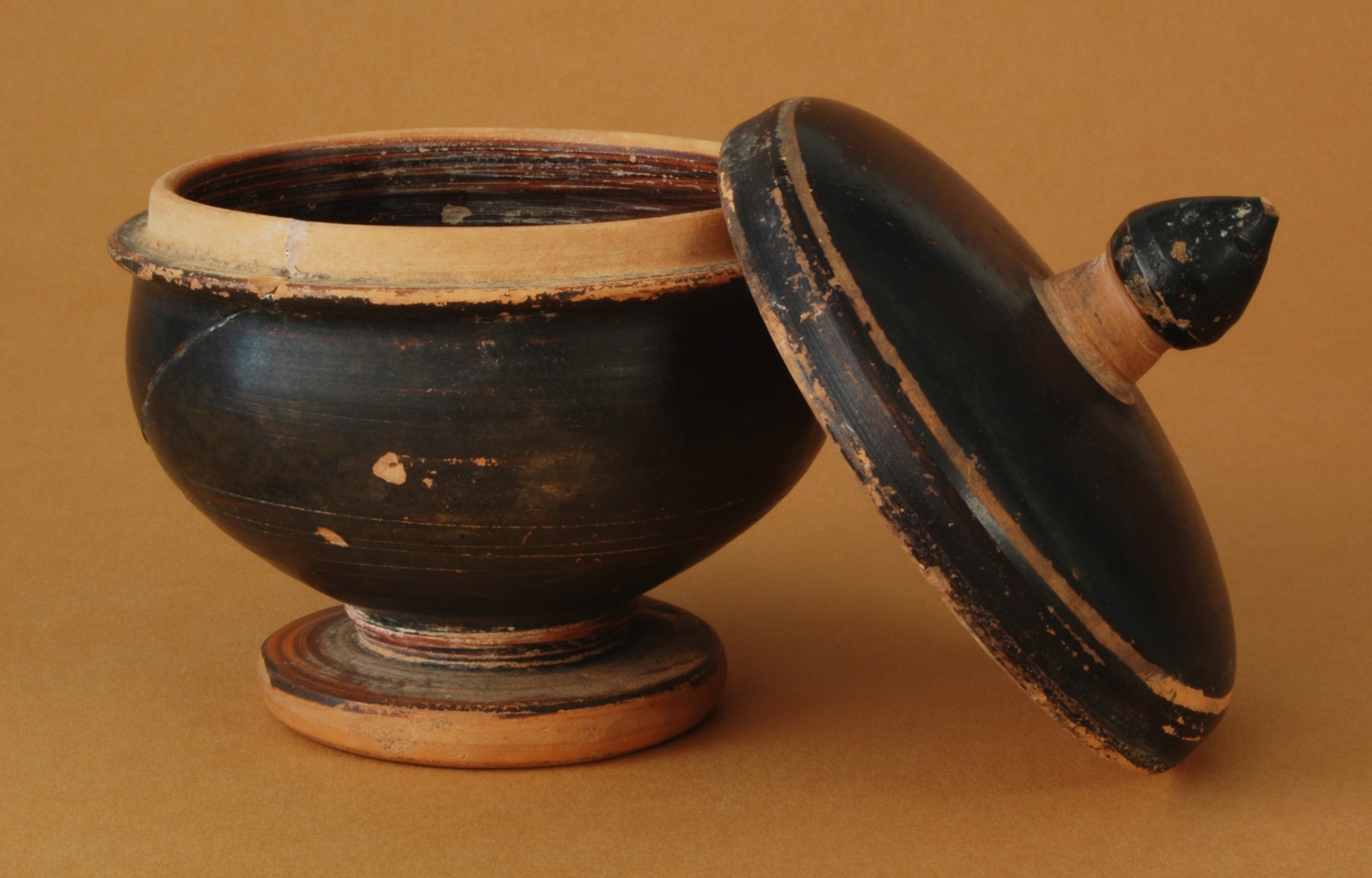 Náhledový obrázek Pyxis - 2
