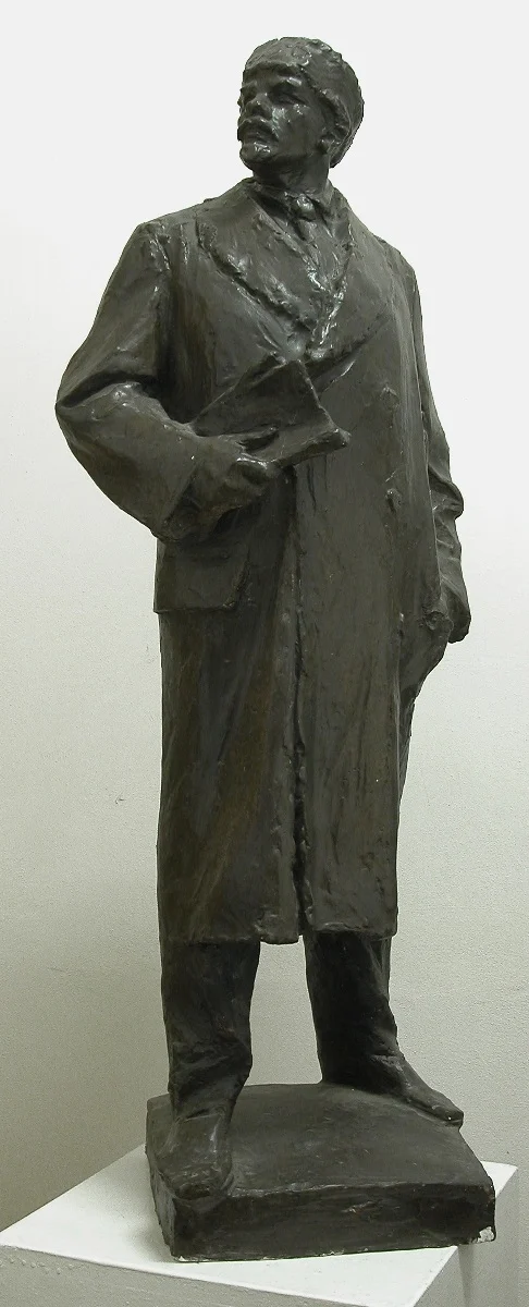 Náhledový obrázek předmětu V.I.Lenin (návrh na pomník)