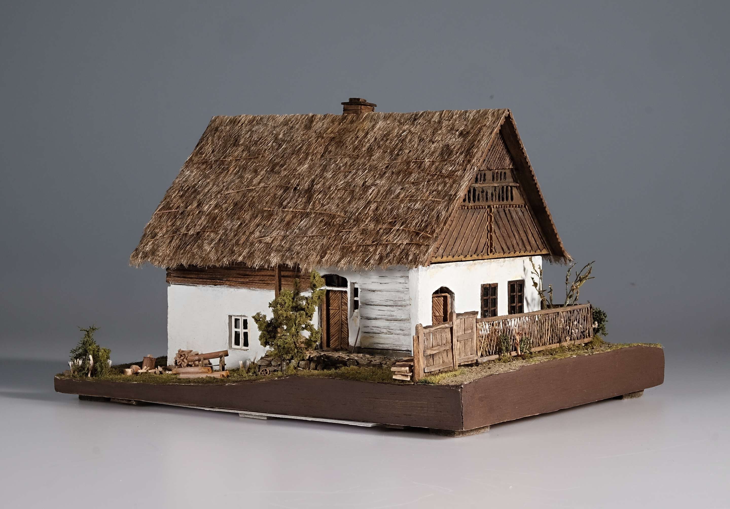 Náhledový obrázek Model menší omítané chalupy (neznámá lokalita) - 1
