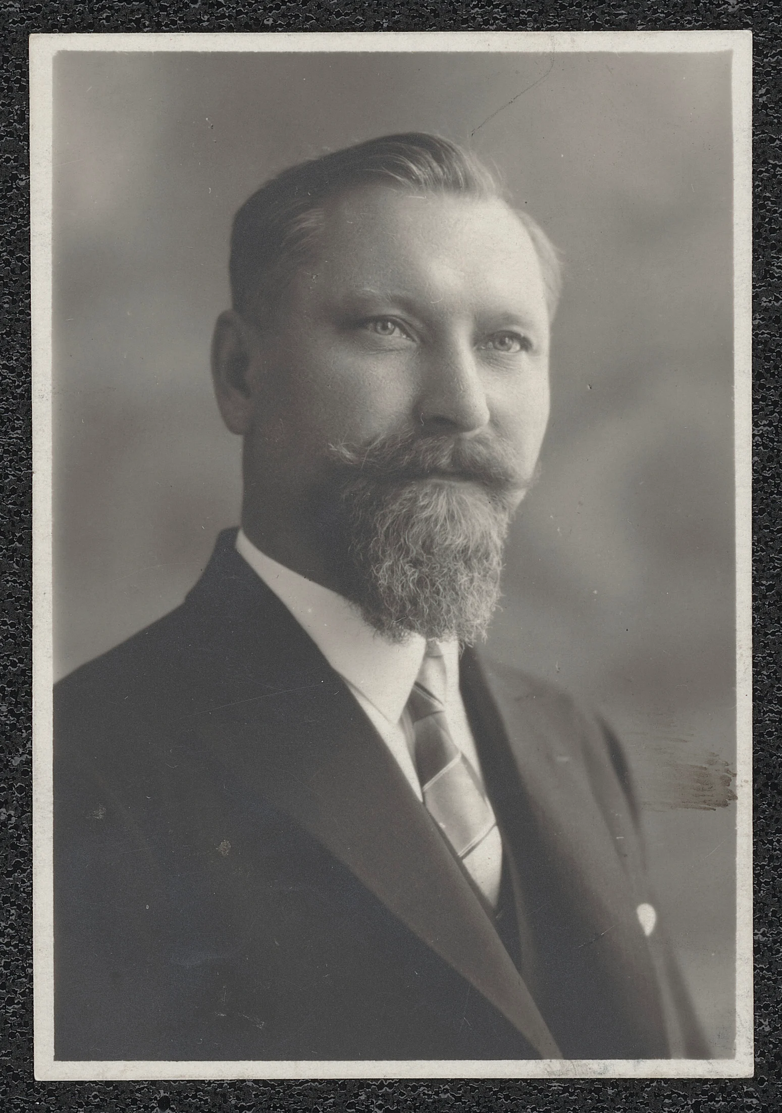 Náhledový obrázek předmětu Josef Bukáček