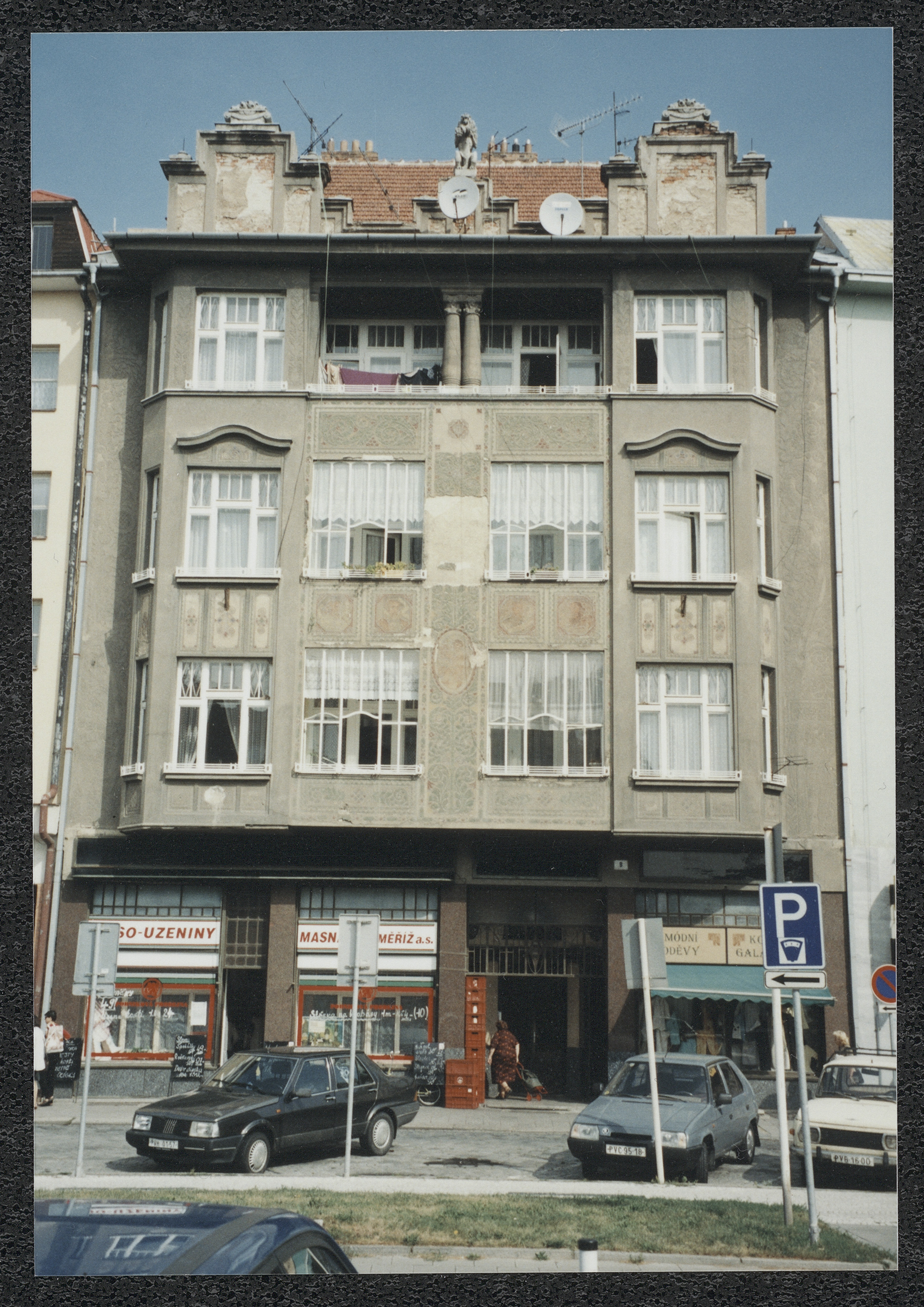 Náhledový obrázek Náměstí E. Husserla - 1