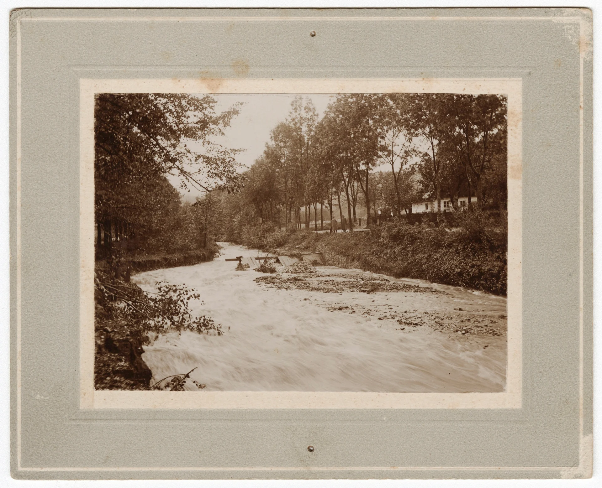 Náhledový obrázek předmětu Povodeň roku 1915 v Javorníku (čb. fotografie)