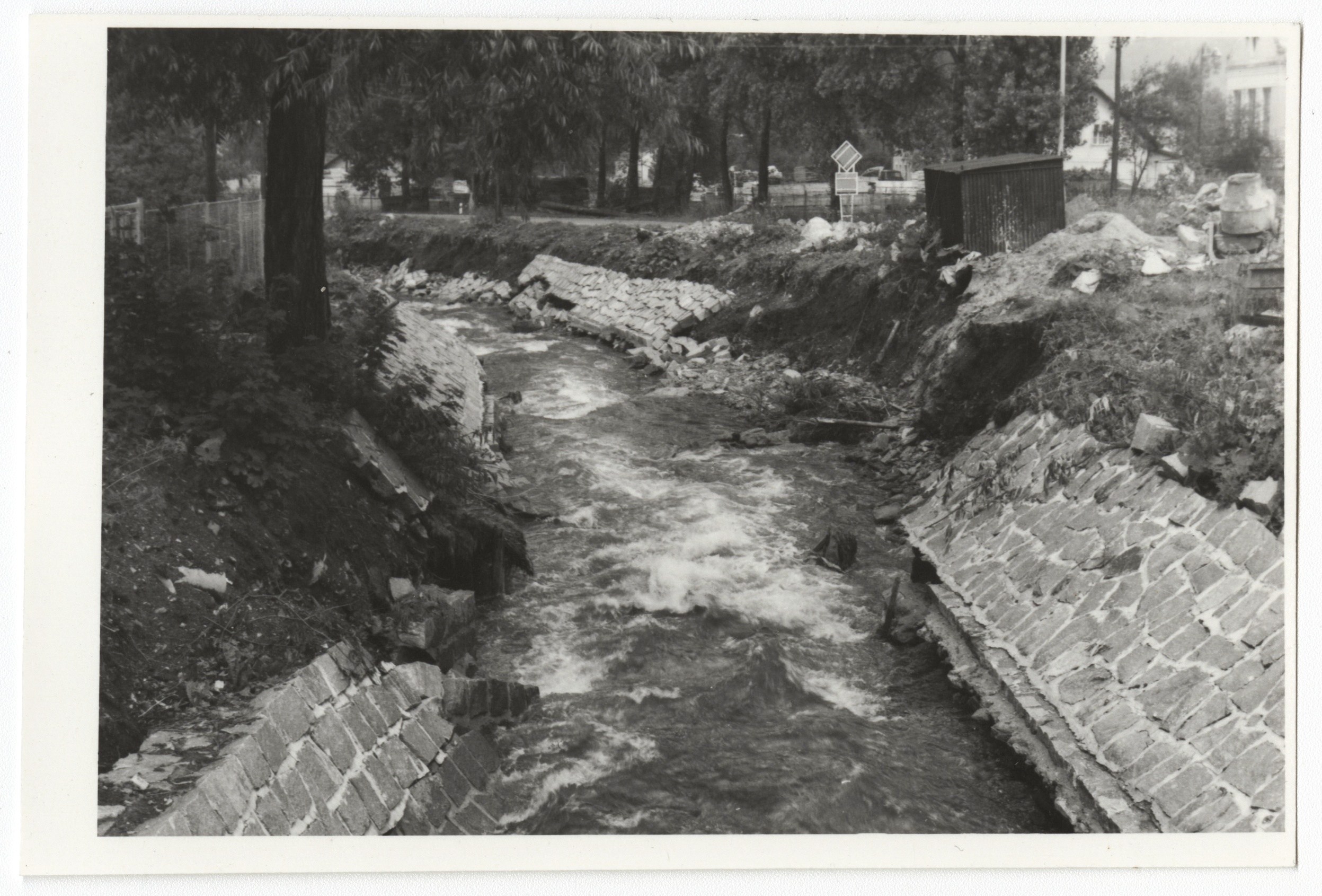 Náhledový obrázek Povodeň r. 1977: Bukovice (čb. fotografie) - 1