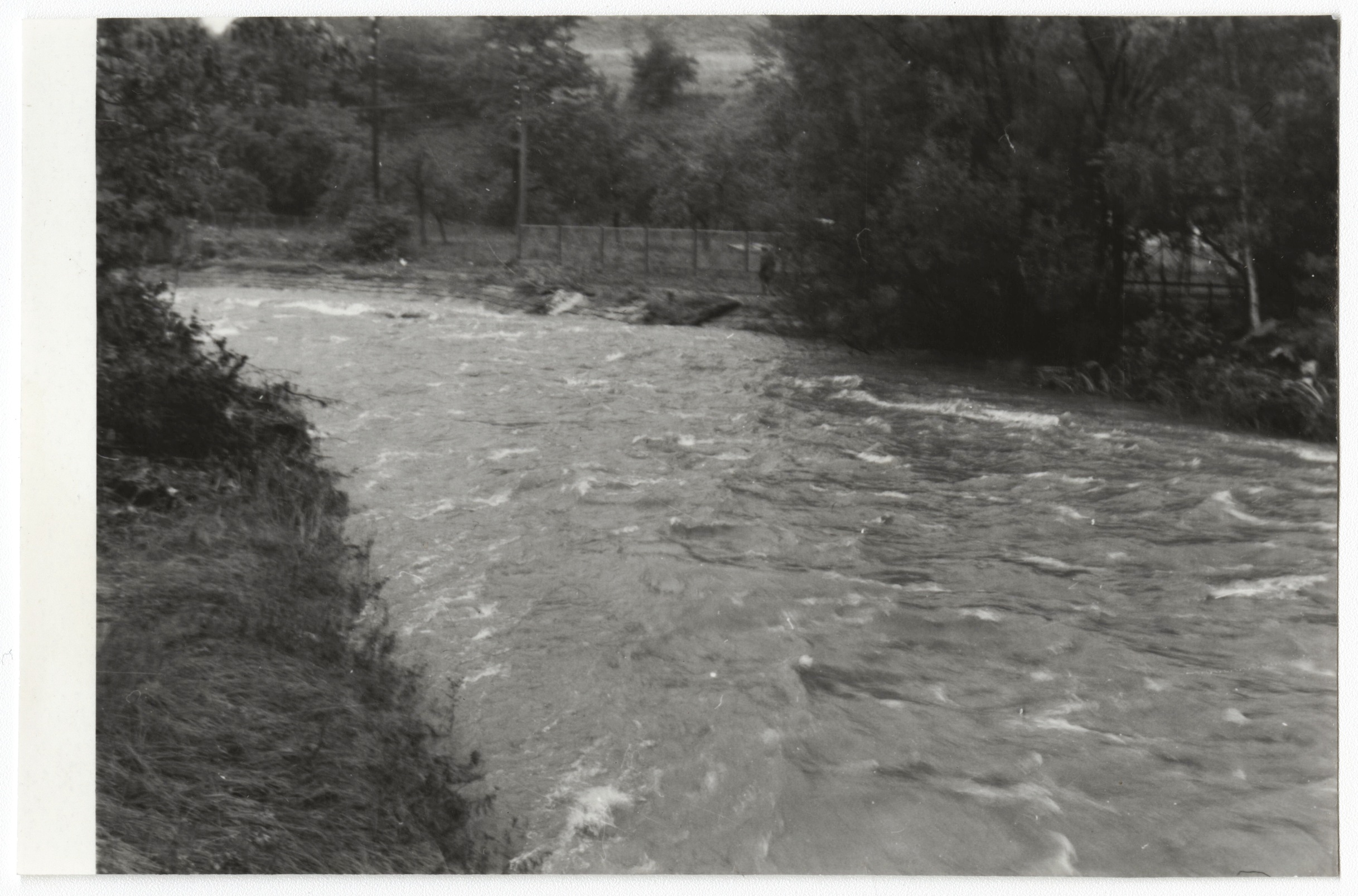 Náhledový obrázek Povodeň r. 1977: Česká Ves (čb. fotografie) - 1
