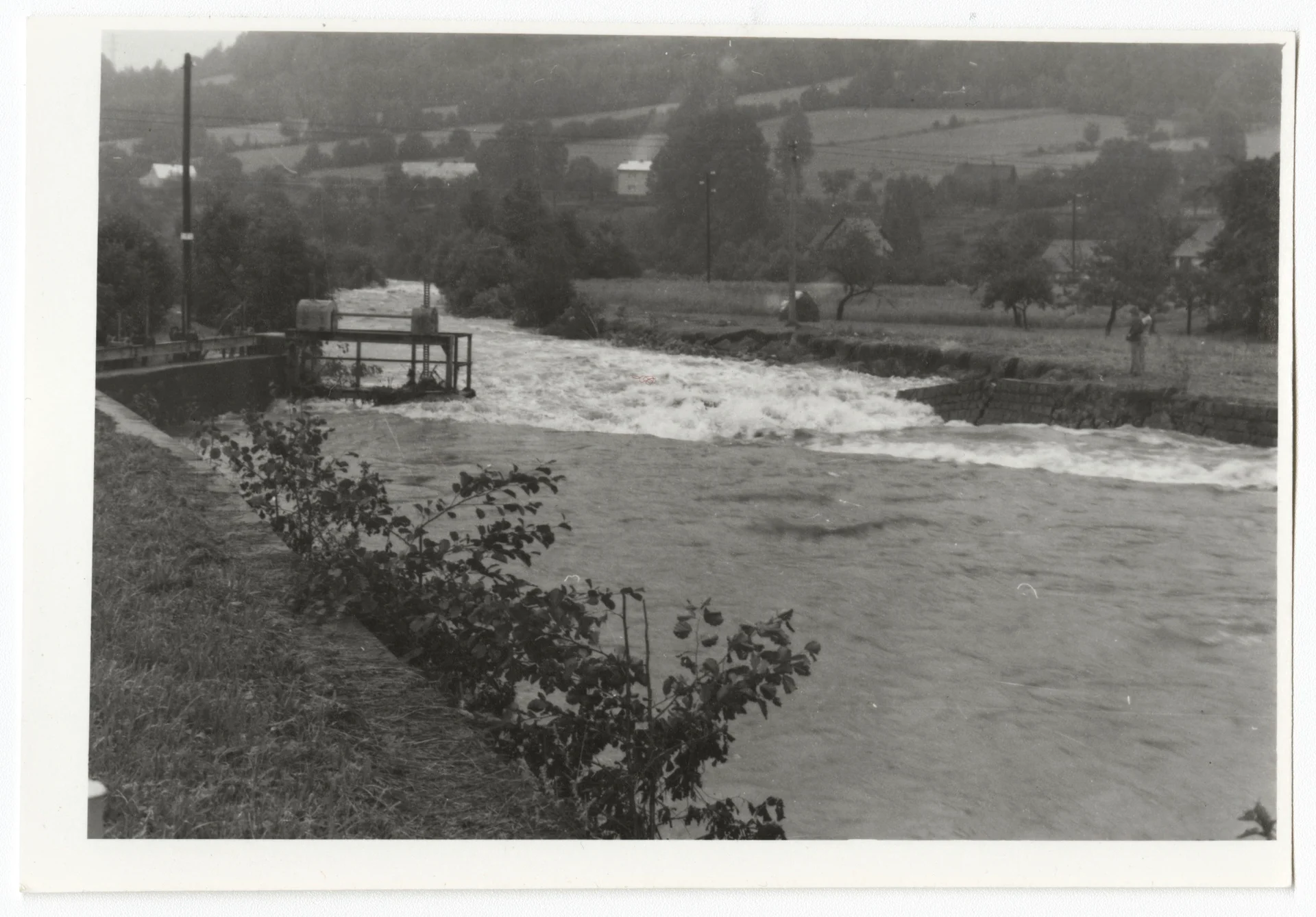Náhledový obrázek předmětu Povodeň r. 1977: Česká Ves (čb. fotografie)