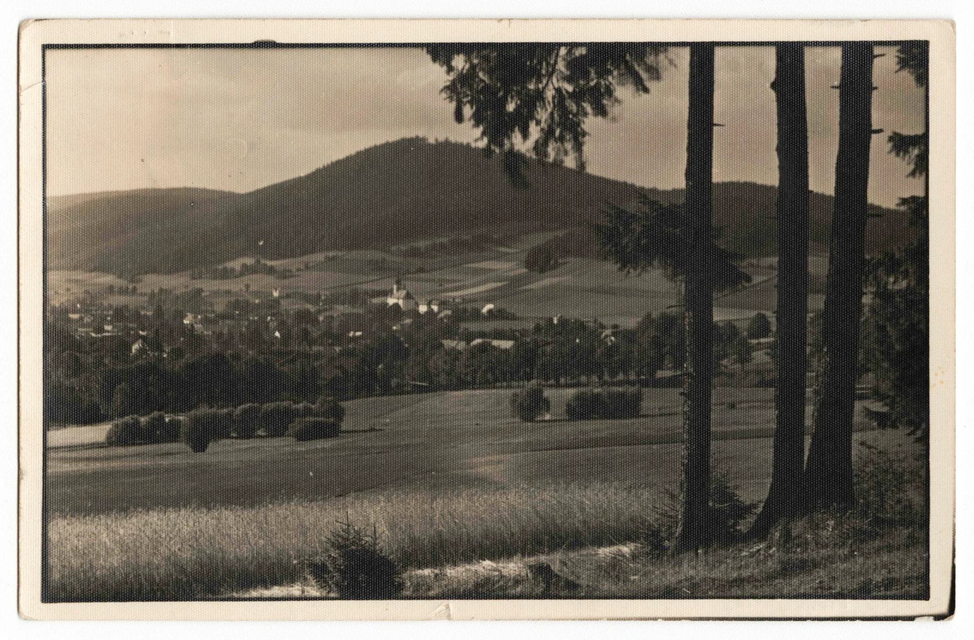 Náhledový obrázek předmětu Karlovice (čb. pohlednice)