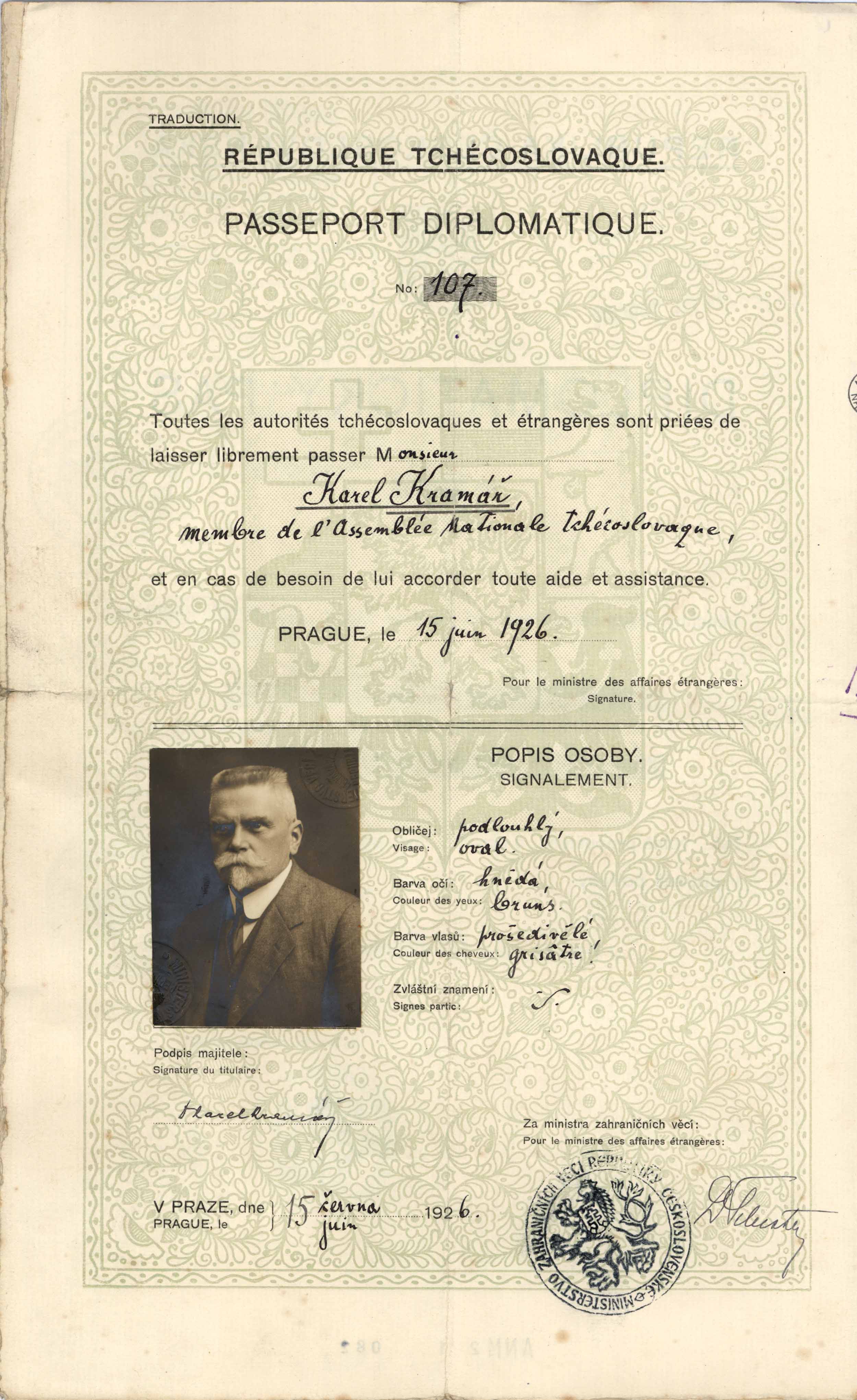 Náhledový obrázek Diplomatický pas Karla Kramáře - 1