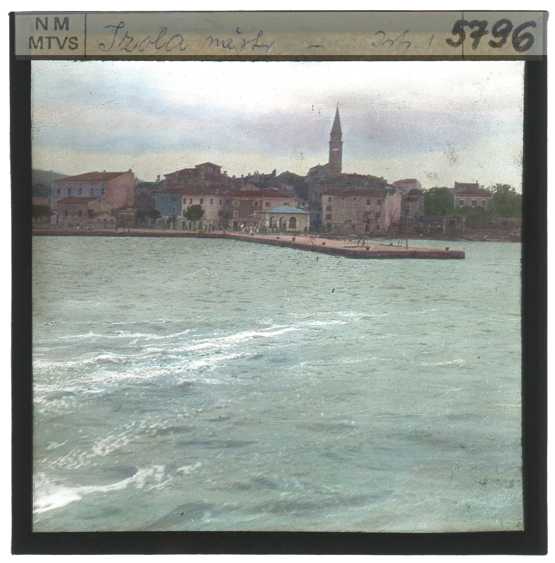 Náhledový obrázek předmětu Izola