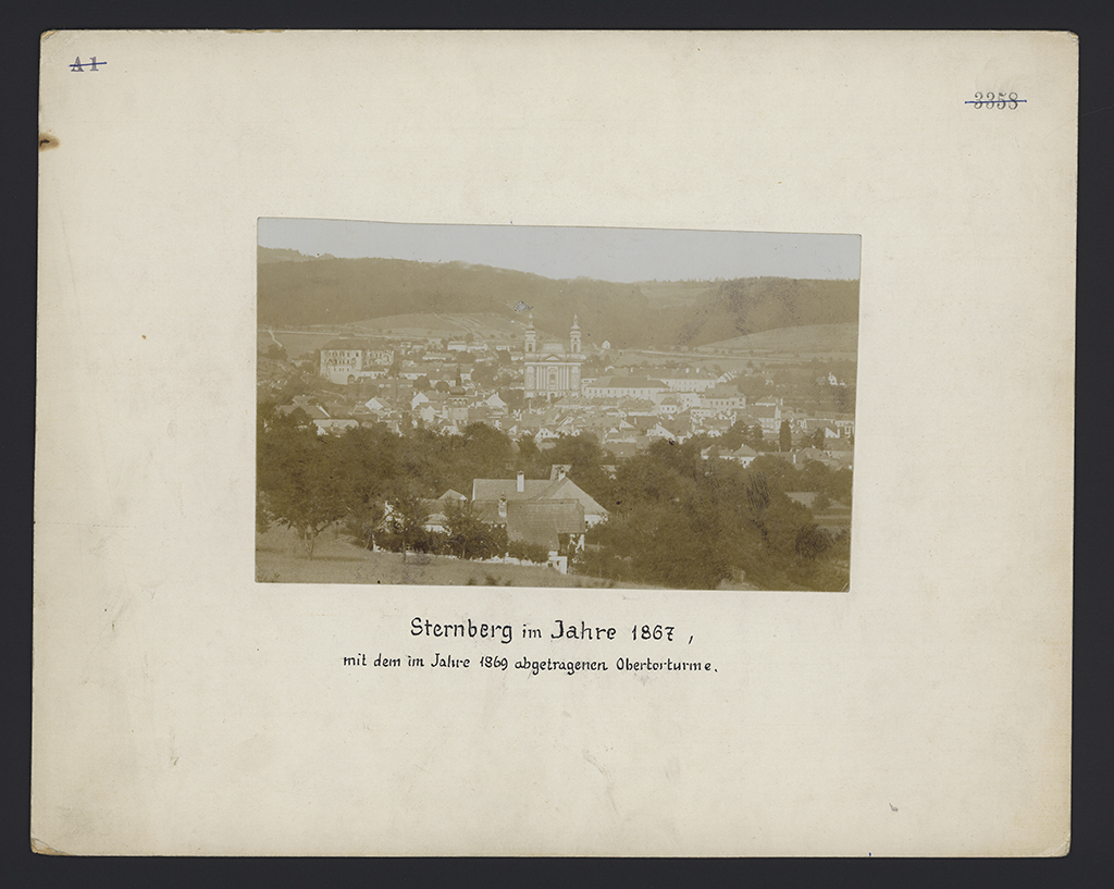 Náhledový obrázek Fotografie města Šternberka v?roce 1867  - 1