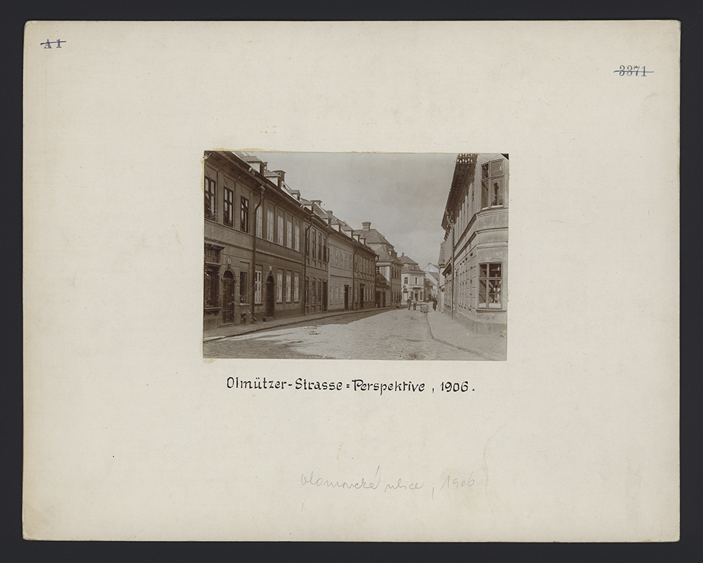 Náhledový obrázek Fotografie Olomoucké ulice z?roku 1906  - 1