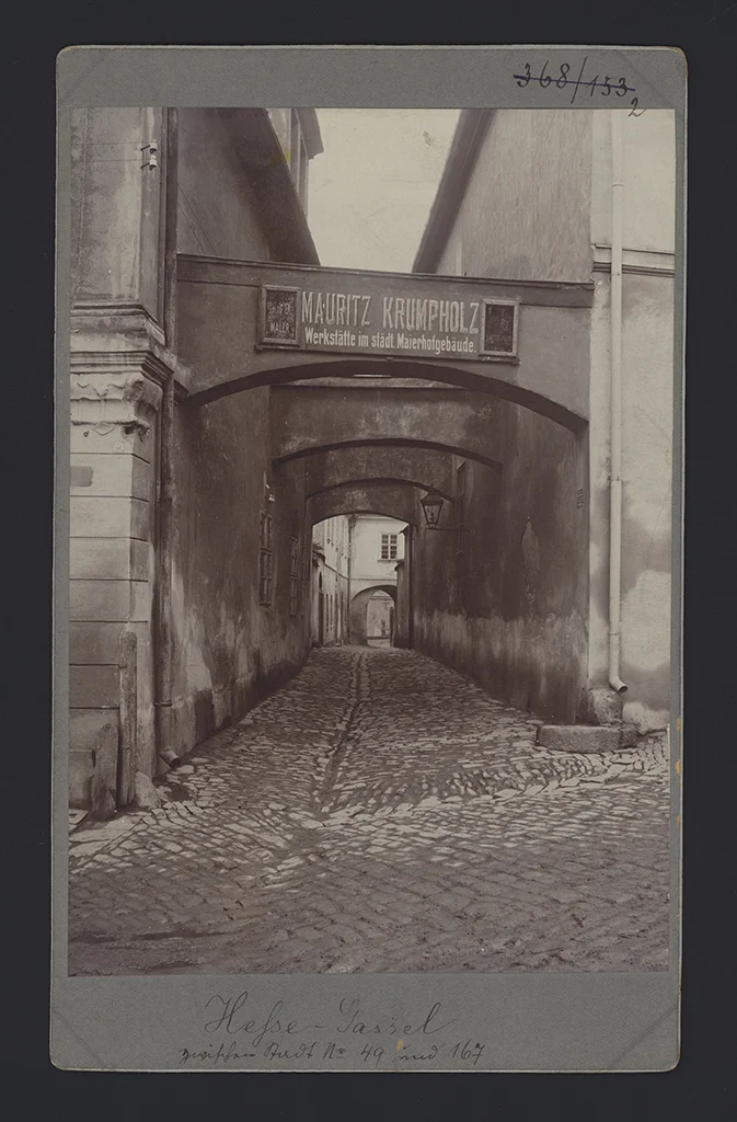 Náhledový obrázek předmětu Fotografie městské branky u mlýnů 