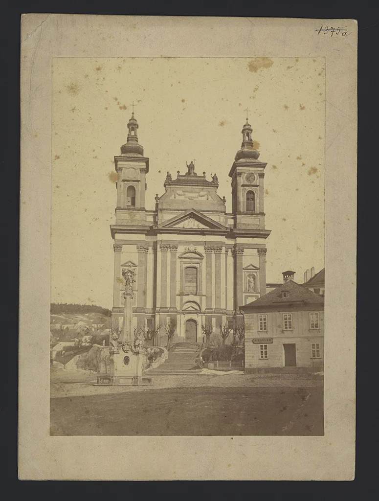 Náhledový obrázek předmětu Fotografie farního kostela ve Śternberku 