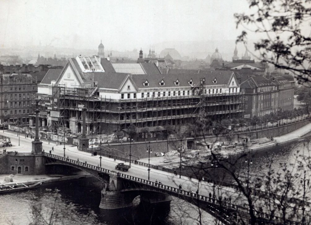 Náhledový obrázek předmětu Stavba Právnické fakulty University Karlovy