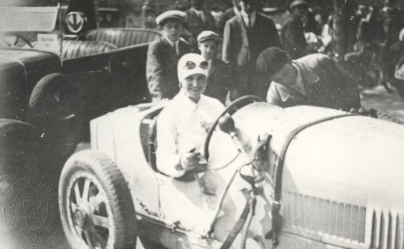 Náhledový obrázek Eliška Junková na závodě Knovíz-Olšany - 1