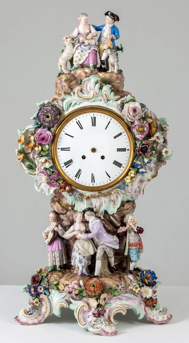 Náhledový obrázek předmětu Porcelánové hodiny