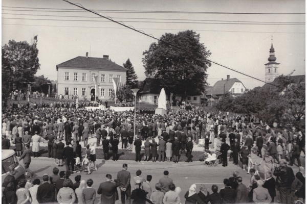 Náhledový obrázek Fotografie - odhalení pomníku Františka Palackého - 3