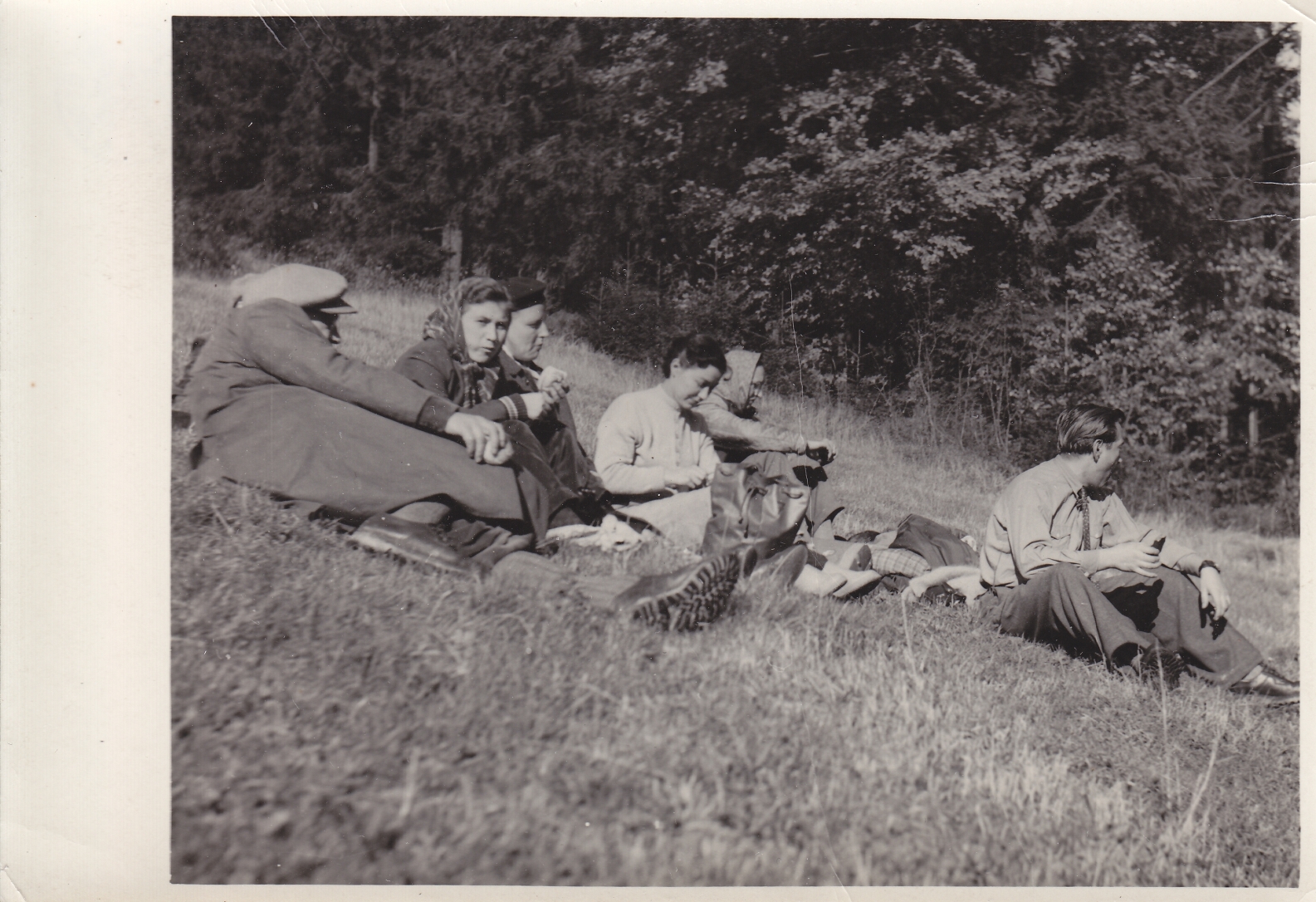 Náhledový obrázek Fotografie - pracovníci Slezského ústavu na výletě - 1