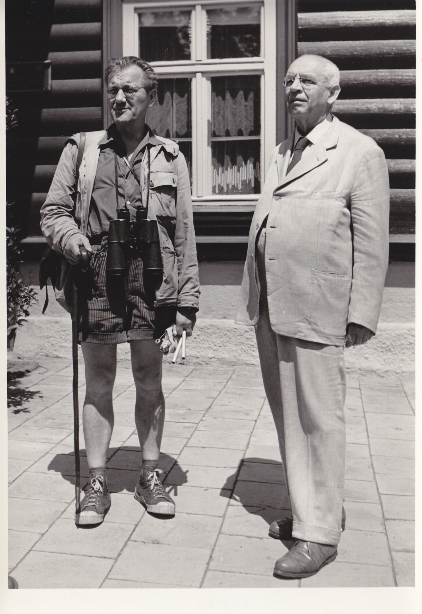 Náhledový obrázek Fotografie - Prof. Ferdinand Pax na návštěvě Slezského ústavu - 3