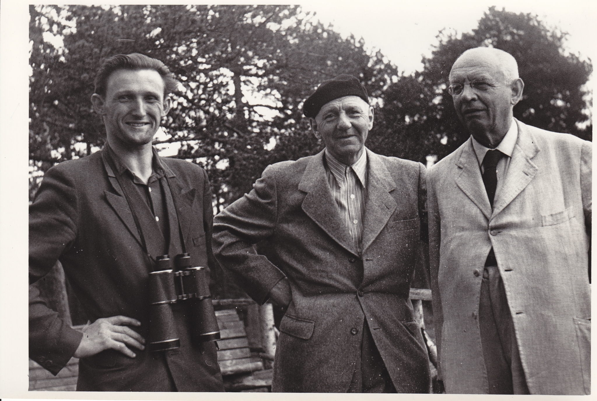 Náhledový obrázek Fotografie - Prof. Ferdinand Pax na návštěvě Slezského ústavu - 2